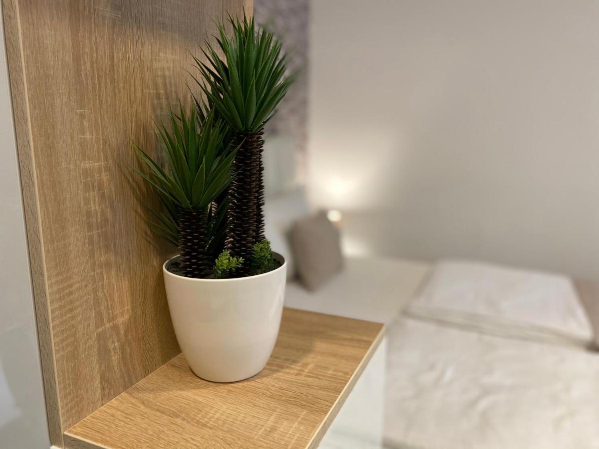 Apartments & Rooms Mostar Story Екстер'єр фото